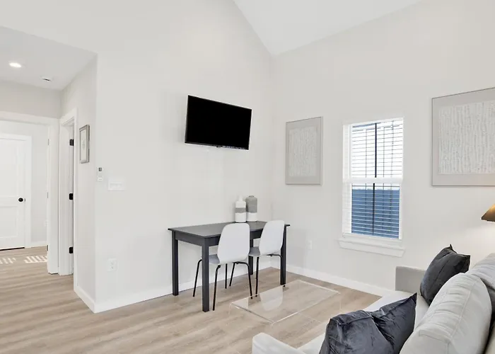 Brand New Cottage In Downtown Mobile! Walking-Distance To Heart Of Downtown!