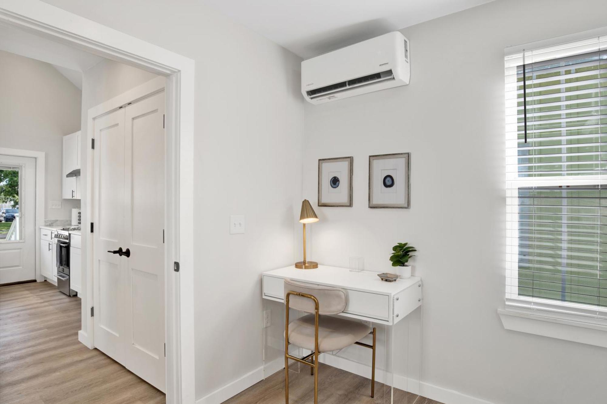 Brand New In Downtown Mobile! Walking-distance To Heart Of Downtown!